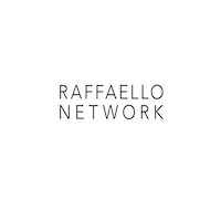 Raffaello Network 折扣区太绝了！PRADA靴子、巴黎世家鞋子、MONCLER羽绒服等都有！