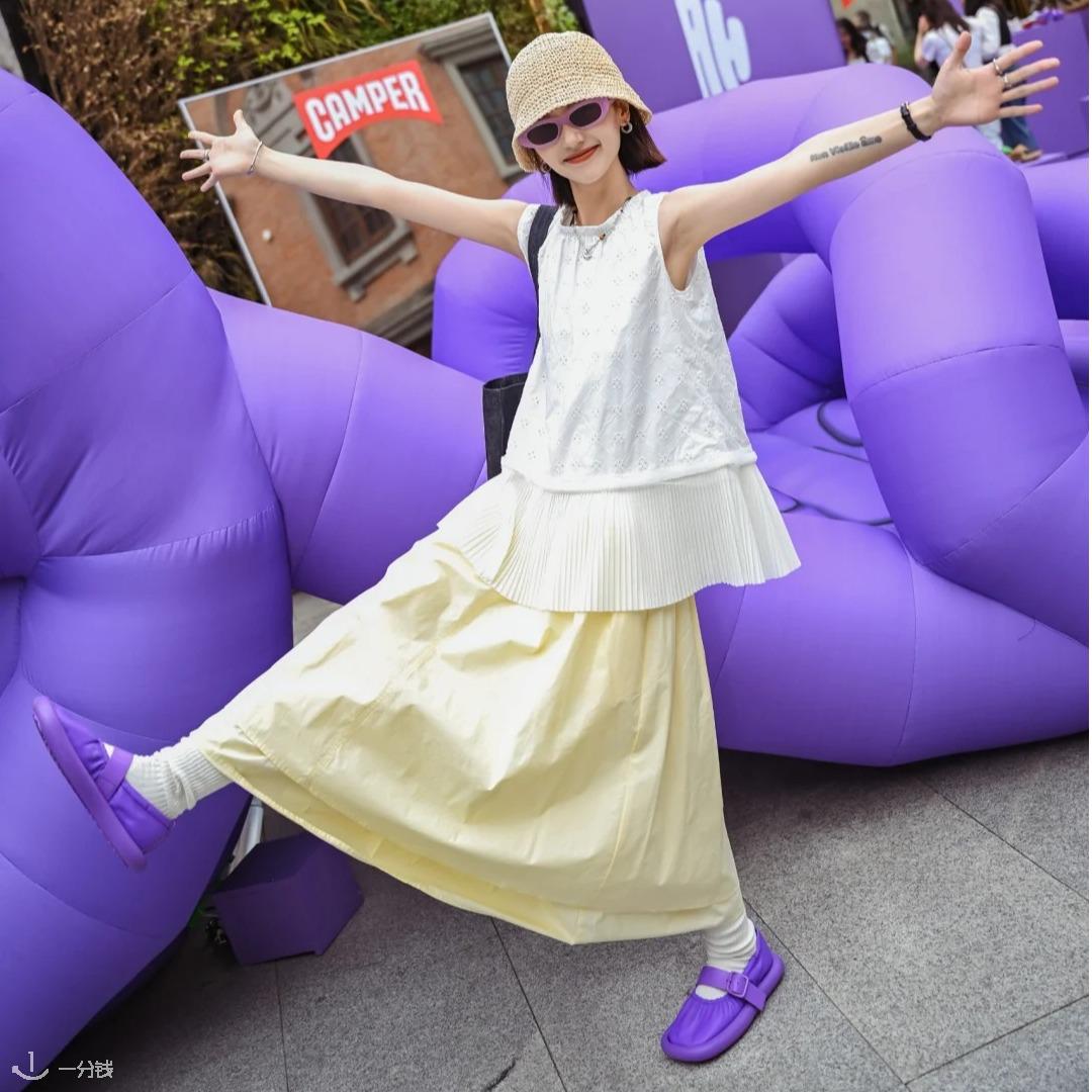 紫色皮革芭蕾平底鞋