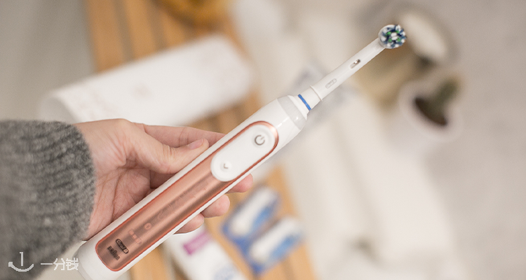 Oral B