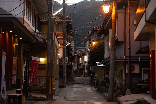 俵山温泉まちごと旅館 山口长门来了！沉浸式体验温泉街慢生活，全年都能泡好汤、吃美食