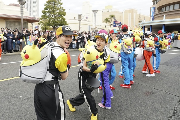 USJ 25周年特别游行来了！与皮卡丘、Hello Kitty共赴一场全明星狂欢派对