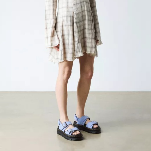 Dr Martens,全场7折