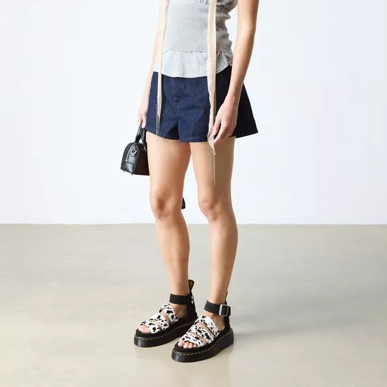 Dr Martens,全场7折