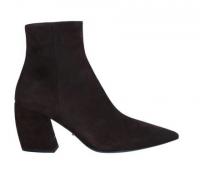 YOOX