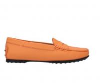 TOD'S橘色豆豆鞋