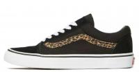 Vans豹纹板鞋>>