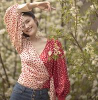 何穗同款上衣 >>