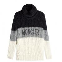 MONCLER >>