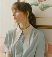 蓝色衬衫>>