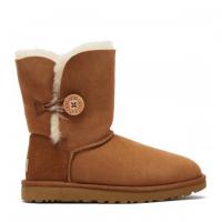 UGG 雪地靴