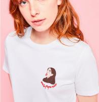 白色TEE