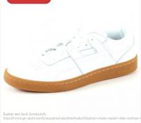 Reebok小白鞋 >>