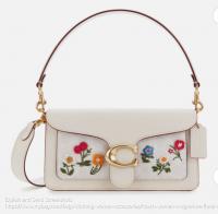 Coach白色Tabby包
