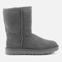 灰色高筒雪地靴