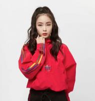 Adidas女款卫衣