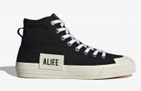 Adidas黑色高帮
