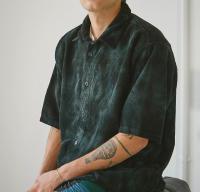 灯芯绒短袖衬衫