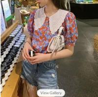 印花蕾丝领上衣 >>