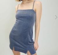 吊带连衣裙