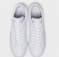 NIKE小白鞋