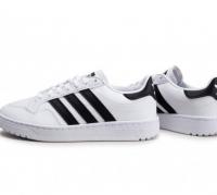 adidas板鞋