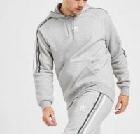 adidas卫衣
