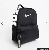 Nike黑色背包 >>