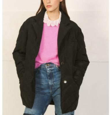 黑色棉服