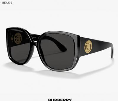 BURBERRY黑色墨镜