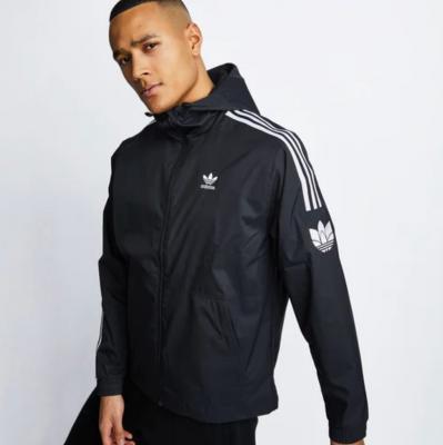 Adidas轻型夹克