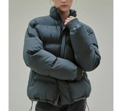 灰蓝色棉服