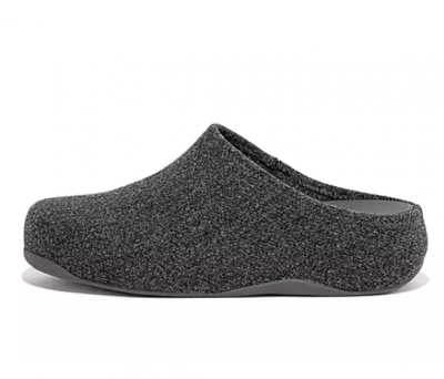 灰黑色拖鞋