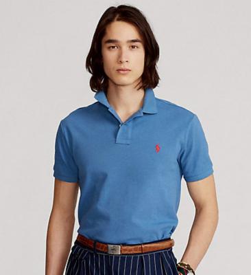 蓝色Polo衫