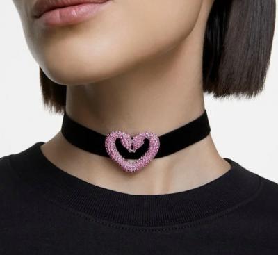 粉色爱心Chocker