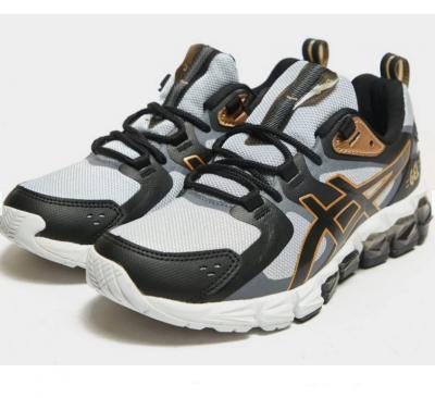 AsicsGel跑鞋