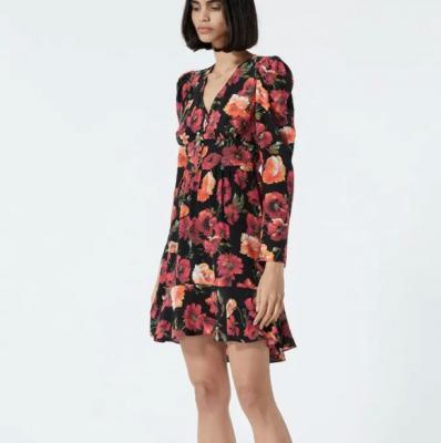V领花卉连衣裙