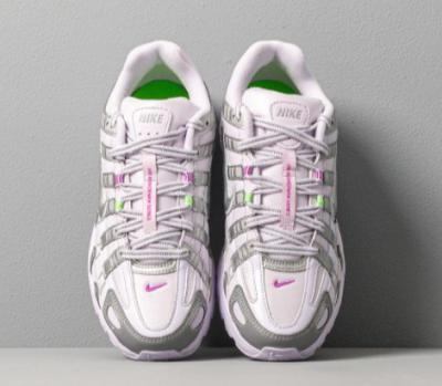 nike复古慢跑鞋