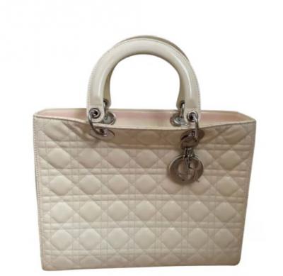 白色7格Lady Dior