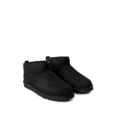 男款UGG Classic Ultra Mini 短靴
