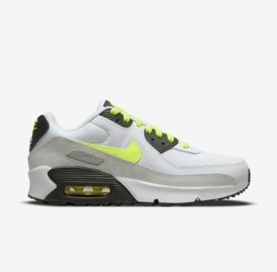 Air Max 90 Essential