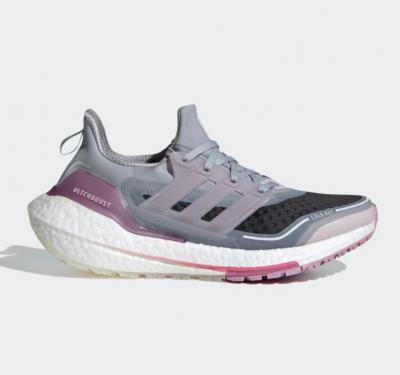 紫色ULTRABOOST RDY