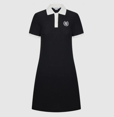 黑色Polo裙