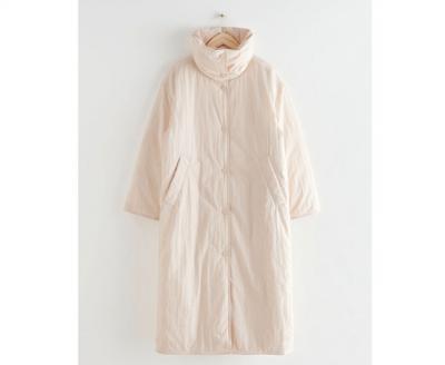 白色长款棉服