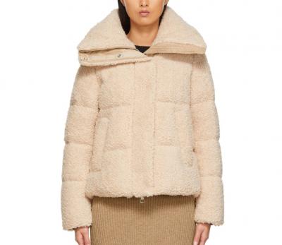 Boss毛绒绒羽绒服