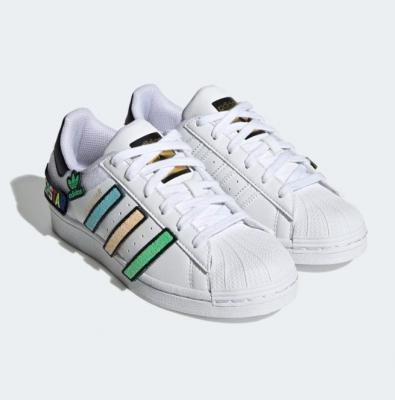 SUPERSTAR