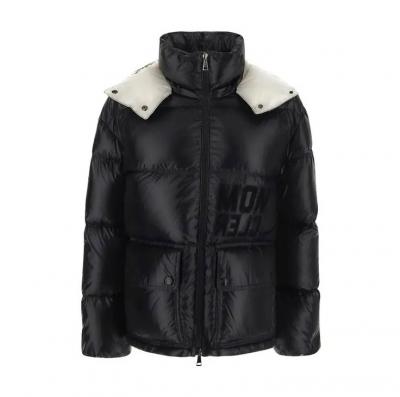 Moncler羽绒服