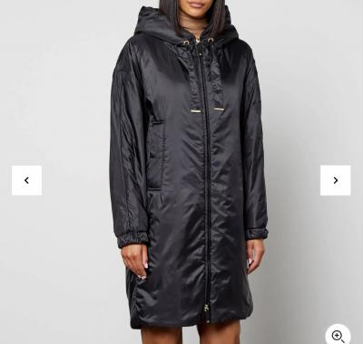 黑色长款棉服