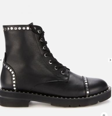 Stuart Weitzman铆钉靴