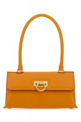 FERRAGAMO 法棍包