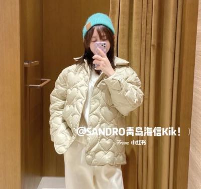 奶油绿棉服
